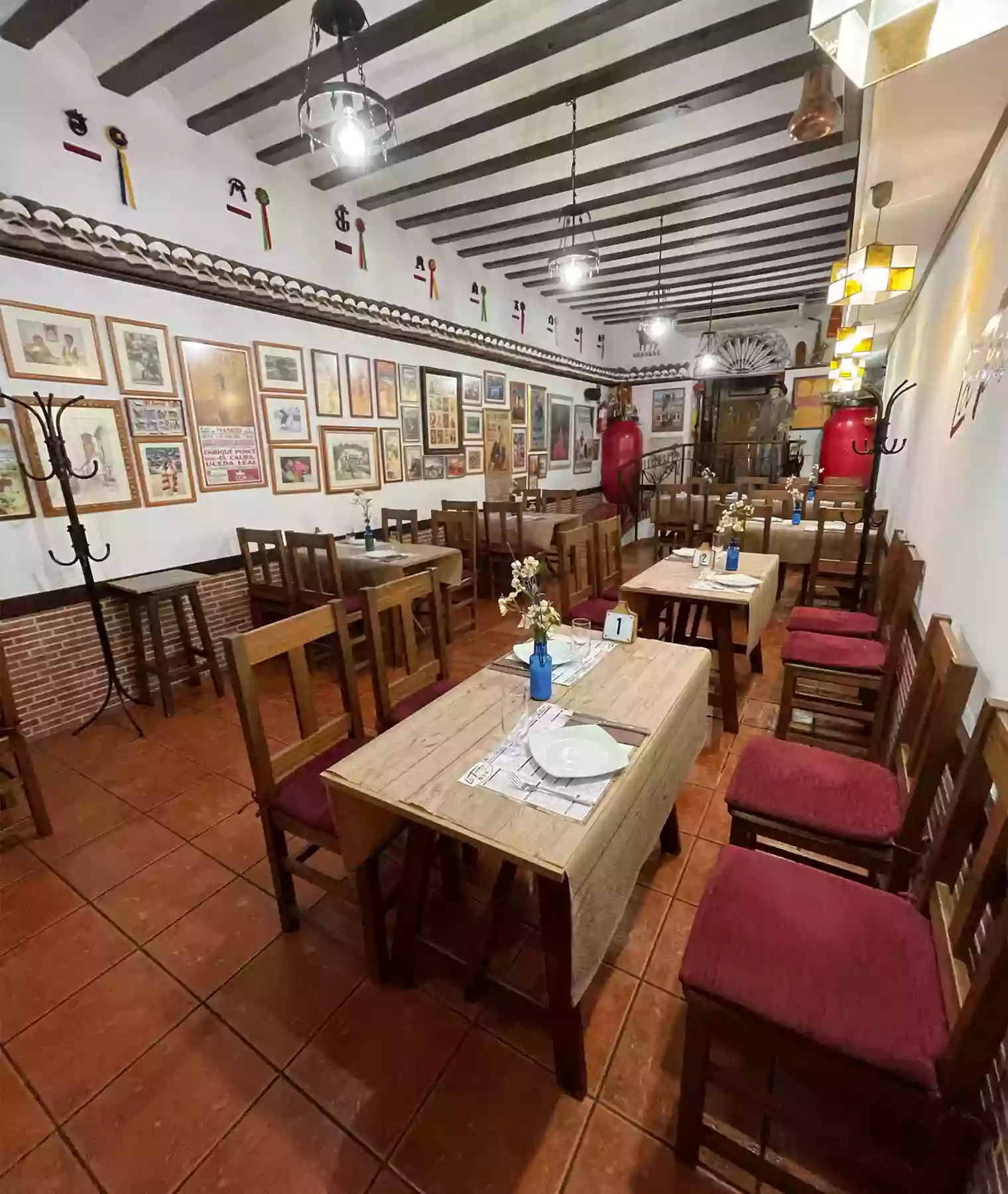 La Tasca de Calasparra Restaurante Cervecería