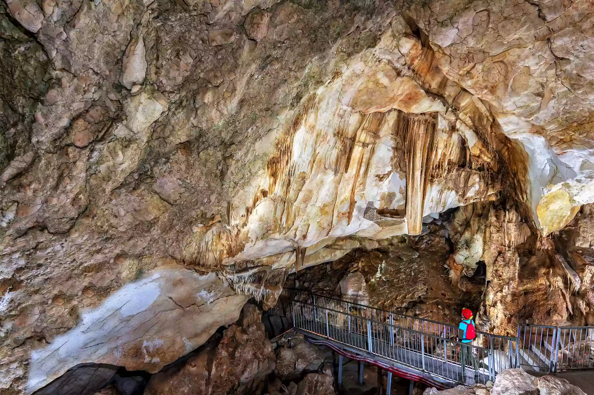 Cueva del Puerto