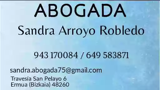 SANDRA ARROYO ROBLEDO .Abogada.