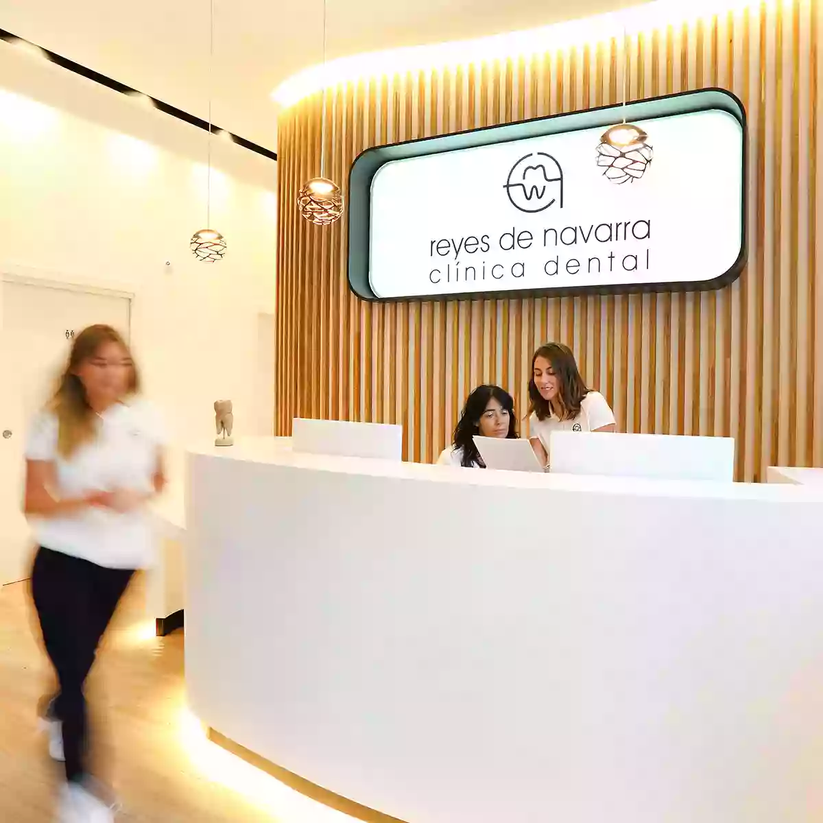 Clínica Dental Reyes de Navarra Vitoria-Gasteiz