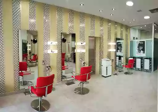 SALON BY SCORPIO ONDA