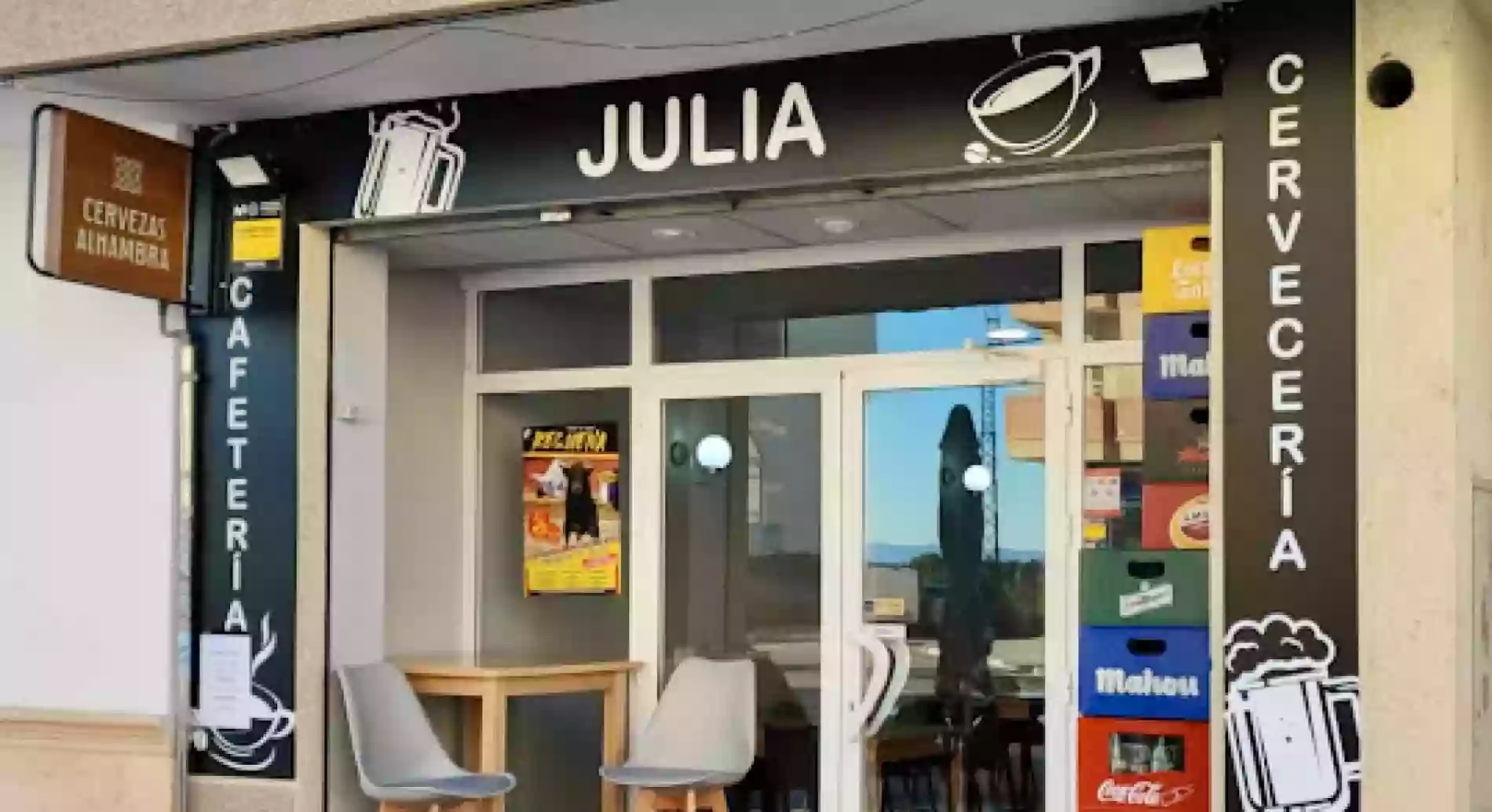 CAFETERÍA CERVECERÍA JULIA CHIVA