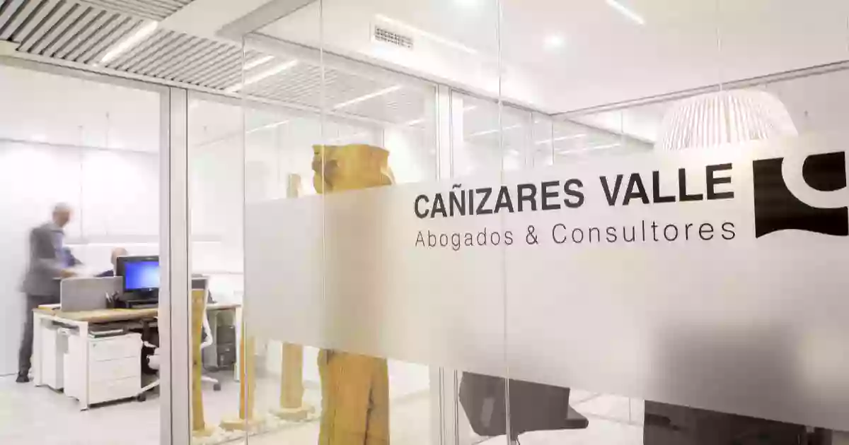 CAÑIZARES VALLE Abogados & Consultores- Asesoría integral y compraventa de farmacias.