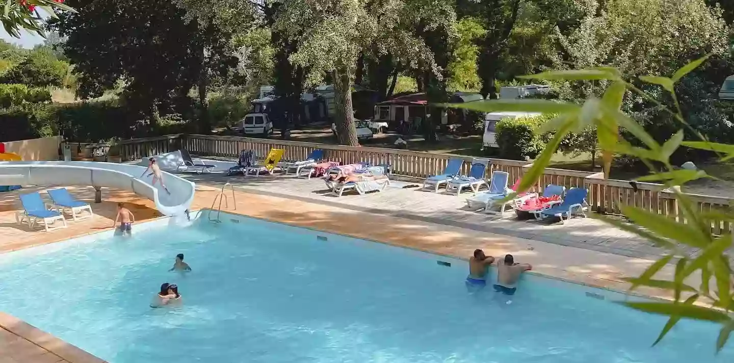 CAMPING LE BOIS DES ROCHES