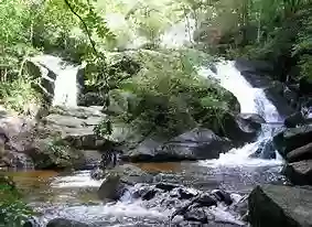 Gîte Allier La Maison du Village Caché en Montagne Bourbonnaise - Auvergne