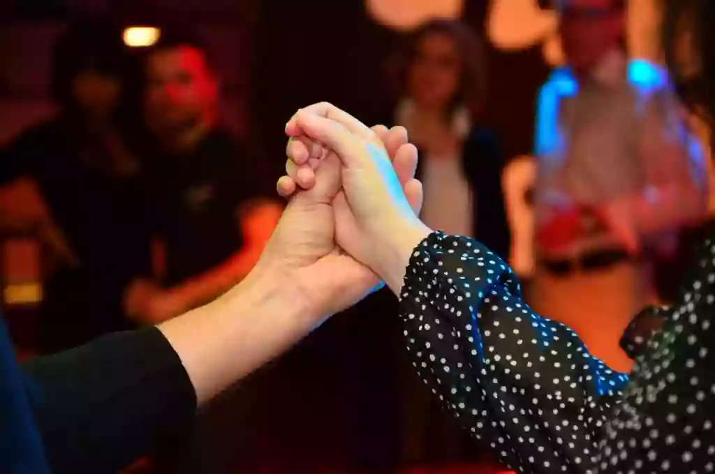 Guillaume Bachateo - cours de danse Bachata à Tours