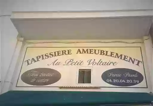 Au Petit Voltaire