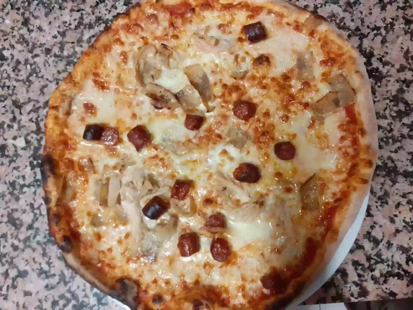 Pizza Ambra