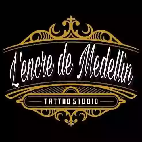 L'encre De Medellin Salon