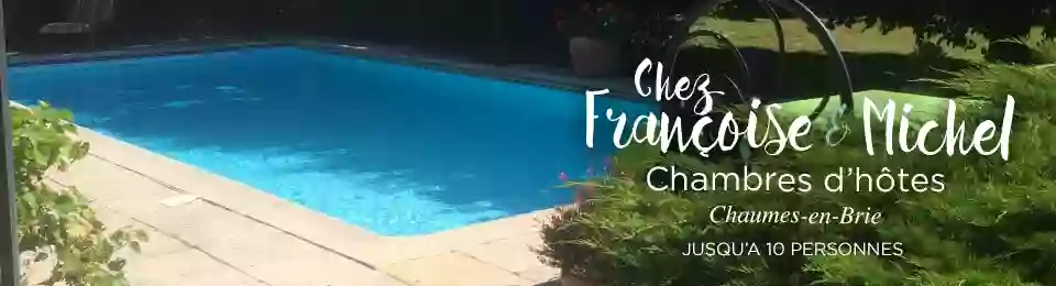 Chez Françoise et Michel-PISCINE 4 chambres 8 lits