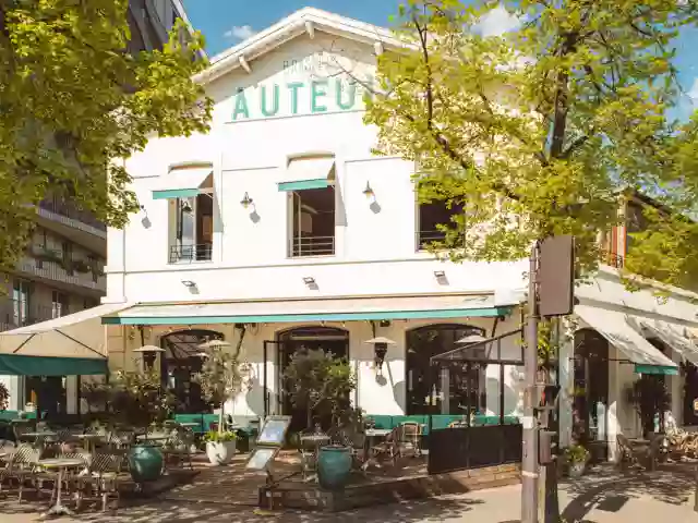 Auteuil Brasserie