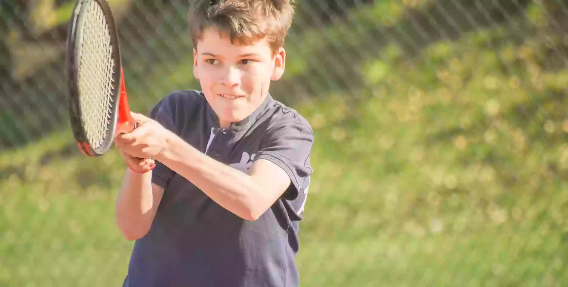 Ecole de Tennis Jeunes et Adultes SLICE à Versailles