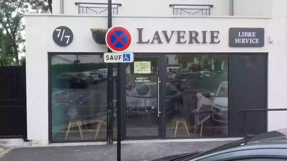 LAVERIE LIBRE-SERVICE