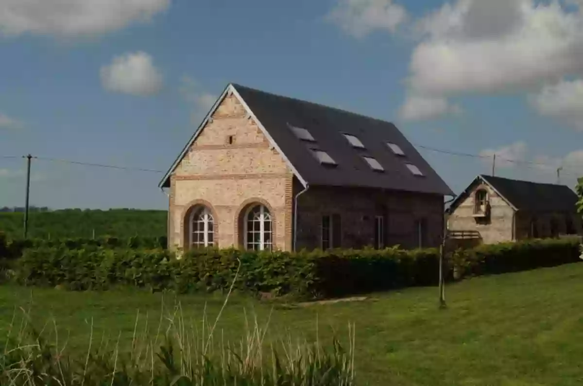 la jumenterie des néfliers : gites équestres, roulottes hippomobiles, balades en attelage, proche Etretat Fécamp, Normandie