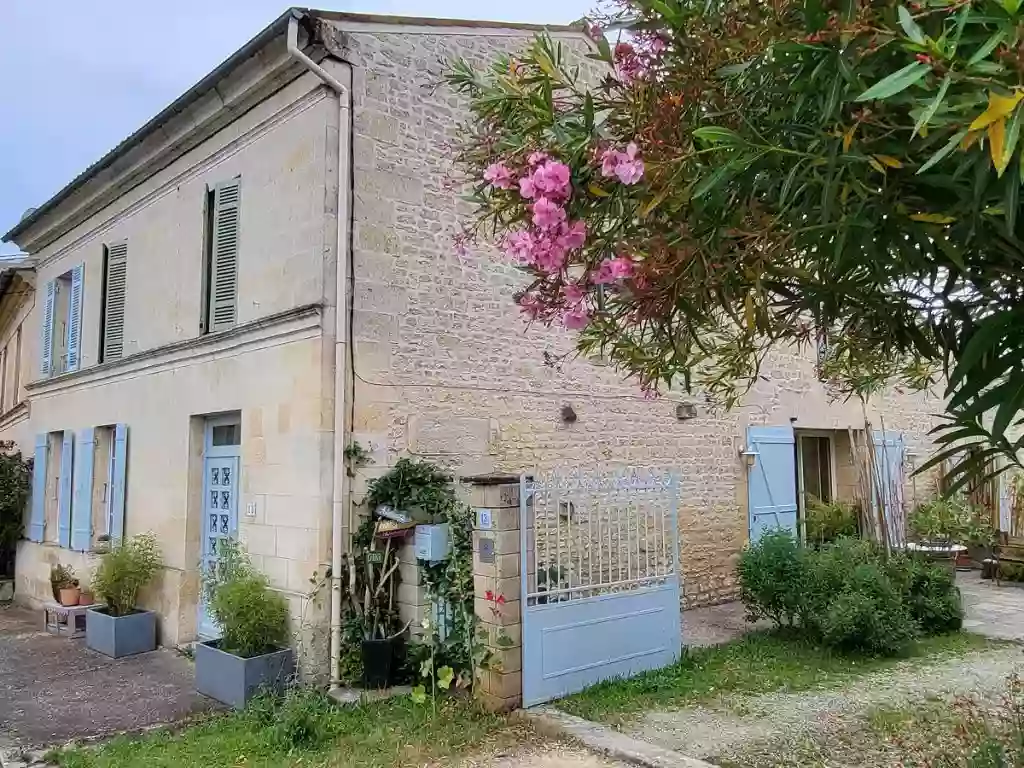 Chambres-d'hôtes "Au 13or Intérieur"