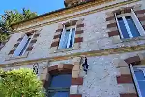 Au milieu coule la Garonne St Sixte