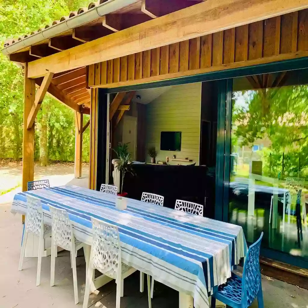 Gîte L'Estanguet, maison octogonale en forêt