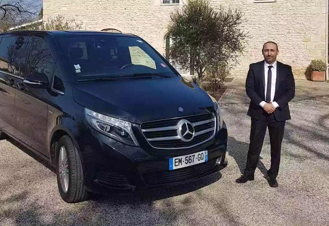 VTC Bordeaux Chauffeur Privé 24h/7j | Navette VTC Aéroport Bordeaux | Houci Transport