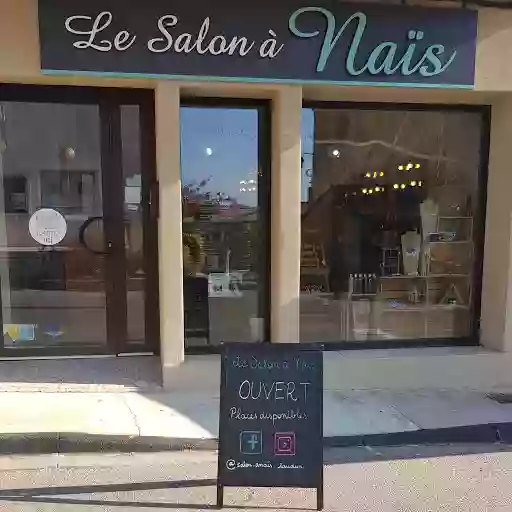 Le salon à Naïs