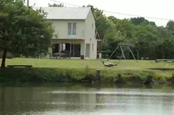 L'Autourserie, B&B, pêche, Carp Fishing Holidays.