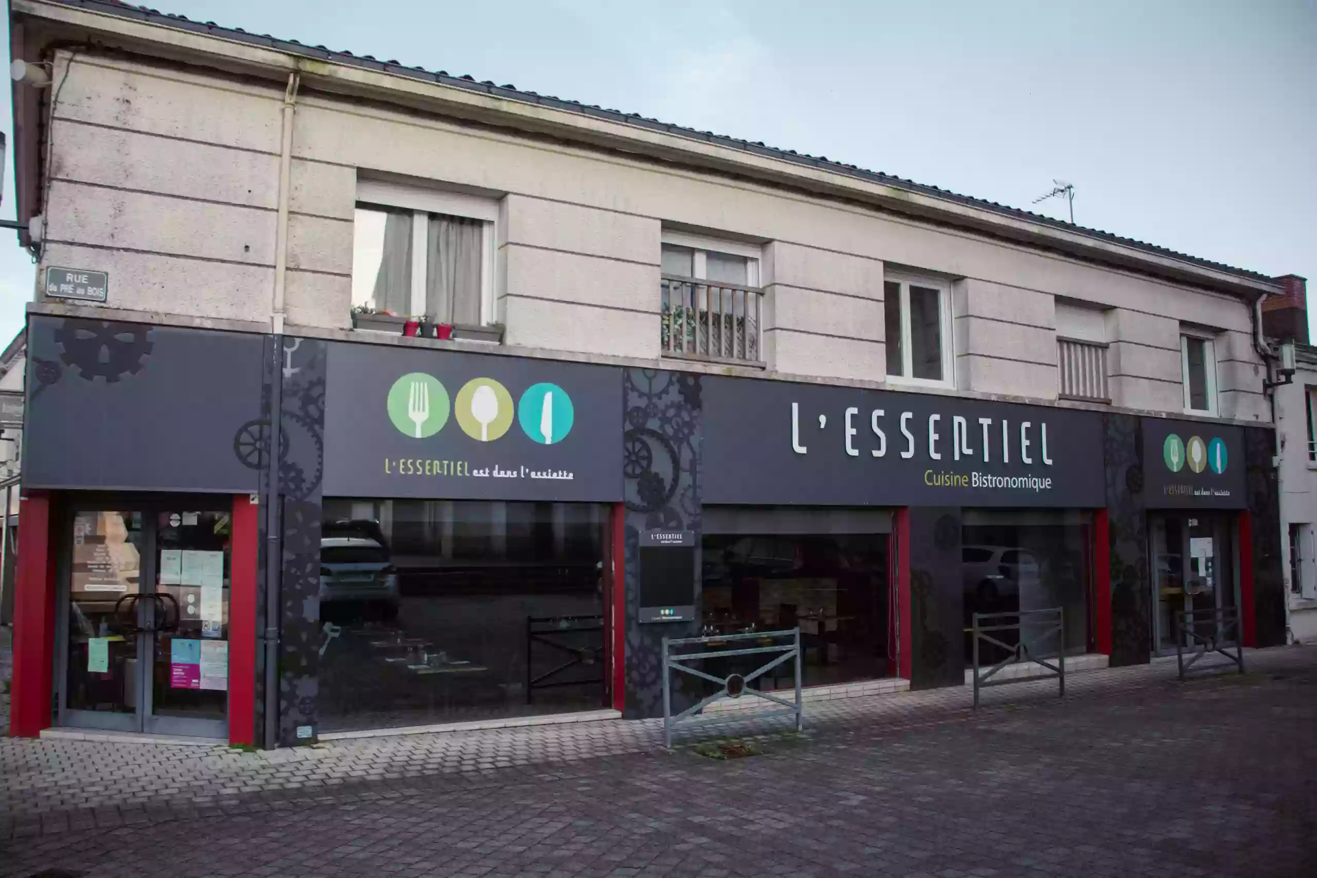 L' Essentiel