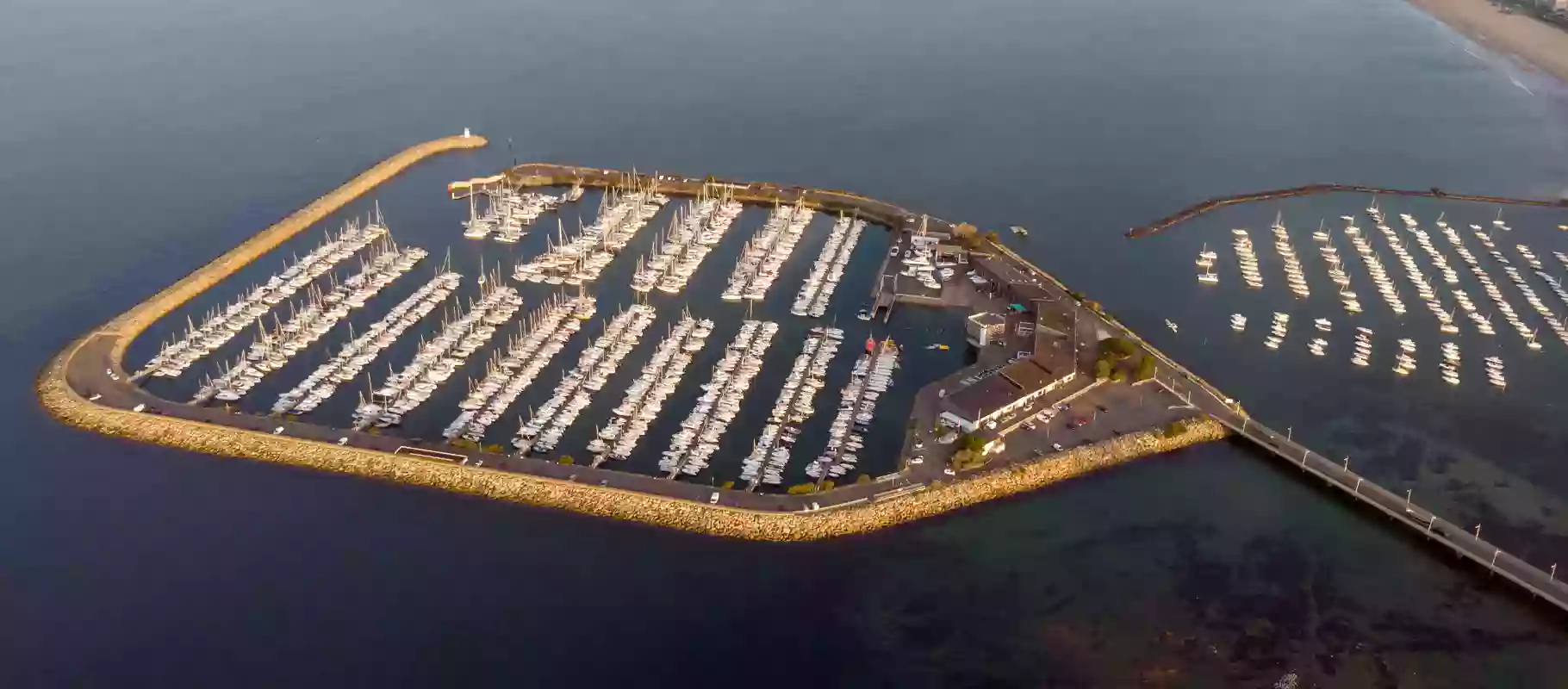 Uship le Pouliguen ( La Baule Nautic agence du Pouliguen )