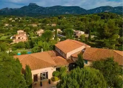 Hôtel Noemys - Pont de l'étoile - Aubagne