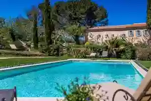 Mas du Cimaï, chambres & table d'hôtes, piscine et gîte