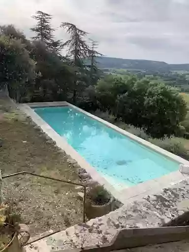 A Lure Piscine